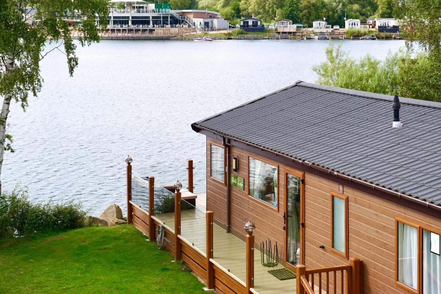 Fable Lodge Tattershall Lakes - Luxury Lakeside Lodge With Hot Tub Exterior foto